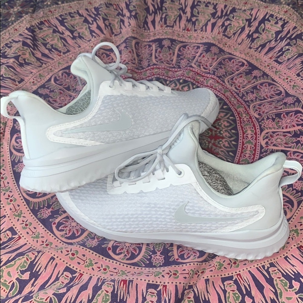 Nike Renew - Revival